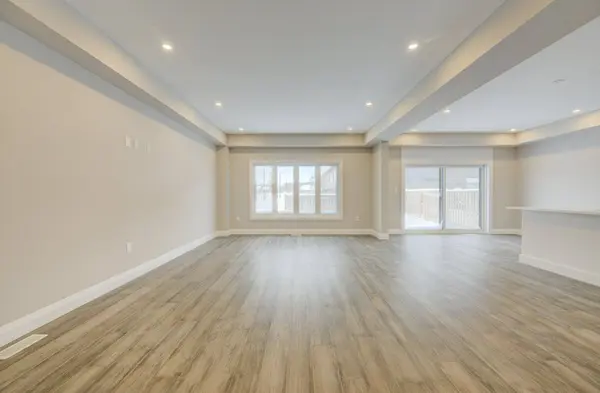 94 Isaac ST, Woolwich, ON N3B 0E2