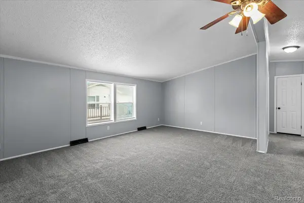 Flat Rock, MI 48134,28289 Spruce st.