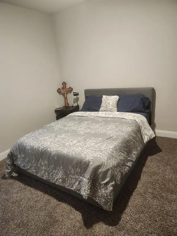 Denton, TX 76205,1600 Razorbill Road