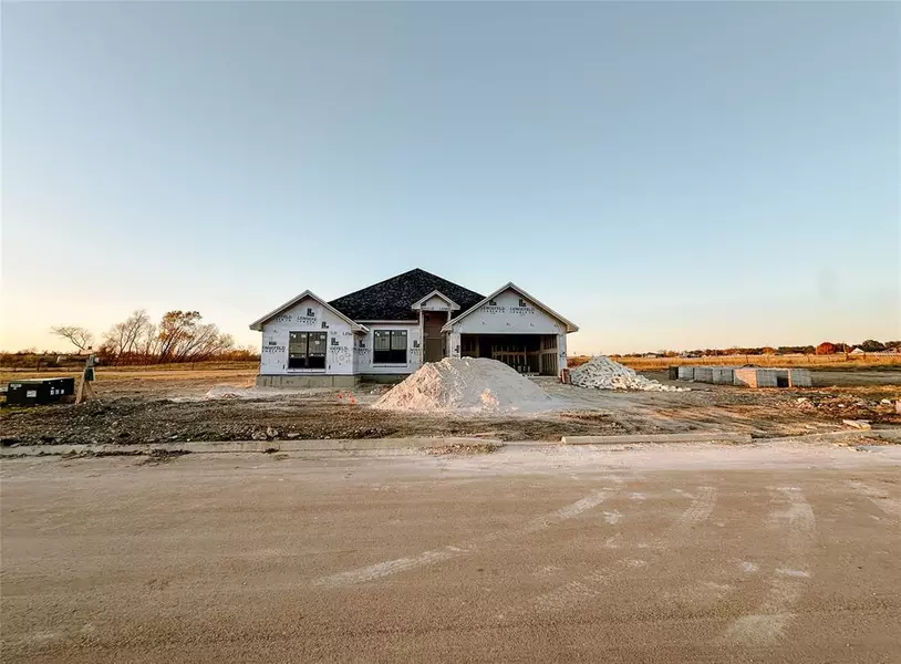 1109 Dillinger Road, Hewitt, TX 76643