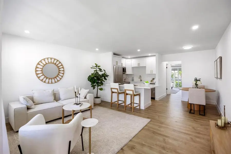 480 Horizons W #207, Boynton Beach, FL 33435