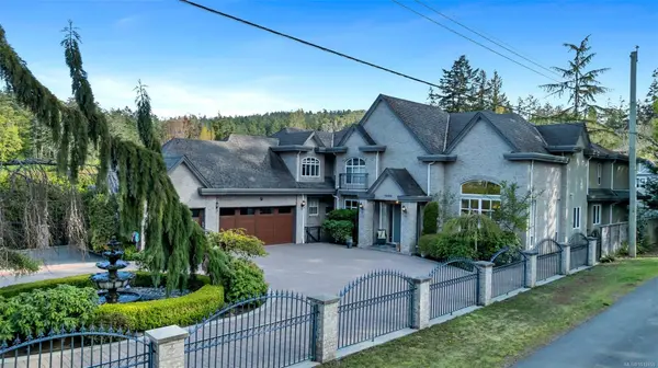 Saanich, BC V8X 3V7,4668 Cordova Bay Rd