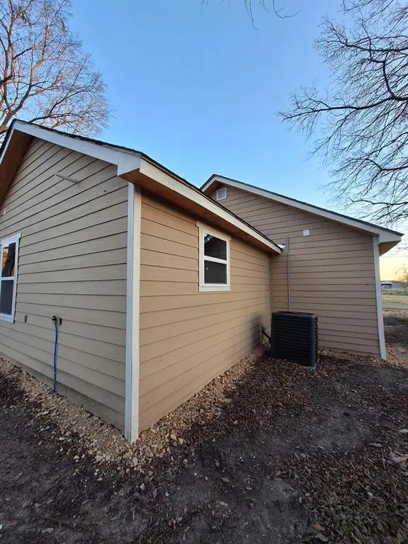 Cooper, TX 75432,240 Marshall W