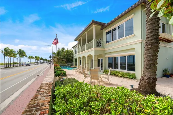 Fort Lauderdale, FL 33305,1617 N Fort Laud Bch Blvd