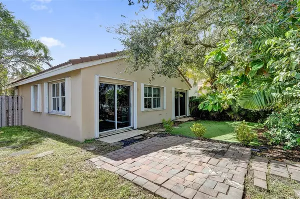 Margate, FL 33063,7341 Flores Way