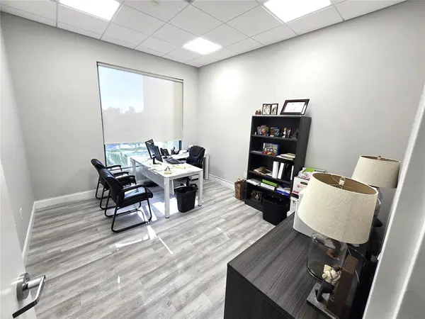 Coral Springs, FL 33065,4450 NW 126th Ave #201