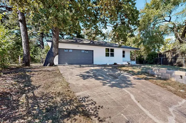 Dallas, TX 75217,671 Cedarcliff Drive