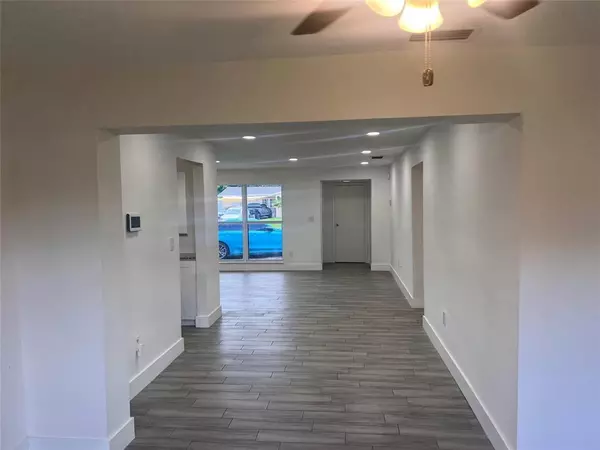 Sunrise, FL 33322,8361 NW 27th Pl