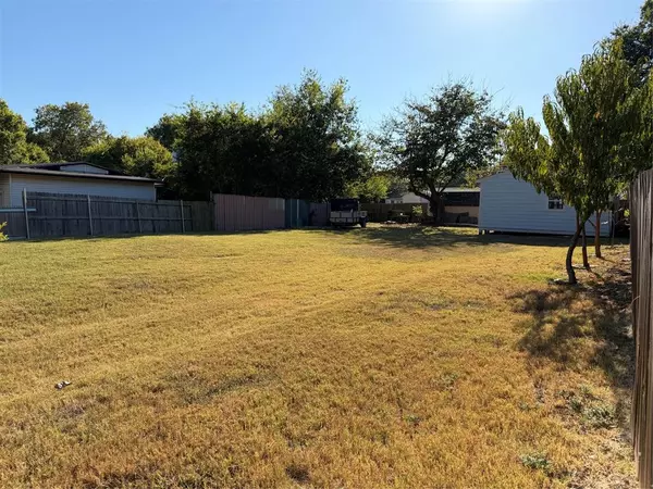 Dallas, TX 75241,5127 Cardiff Street