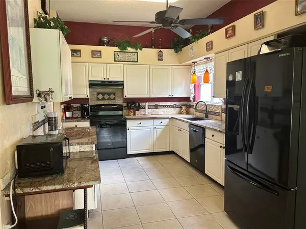 The Villages, FL 32159,867 Cortez Ave