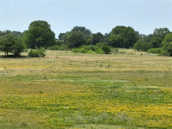 Lott, TX 76656,Tract 3 FM 935