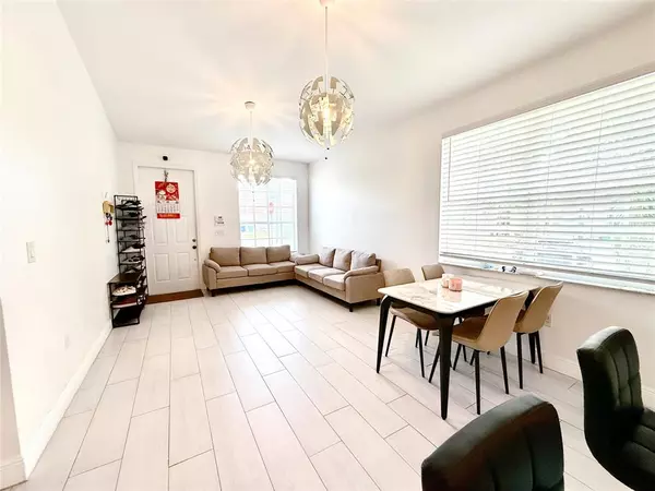 Miramar, FL 33029,18702 SW 27th St