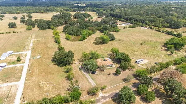 Sulphur Springs, TX 75482,811 County Road 3341 S