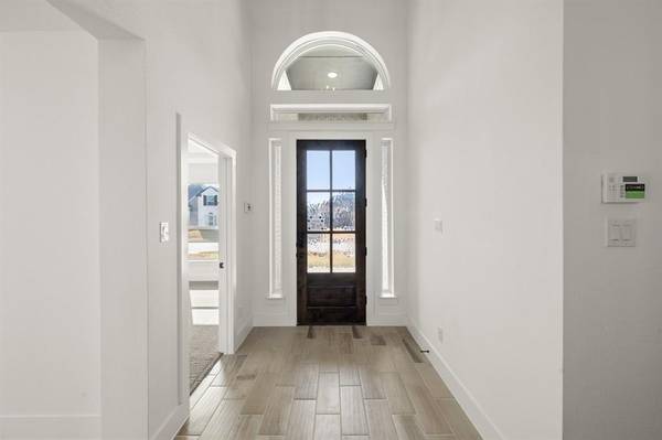 Burleson, TX 76028,312 Lovett Lane