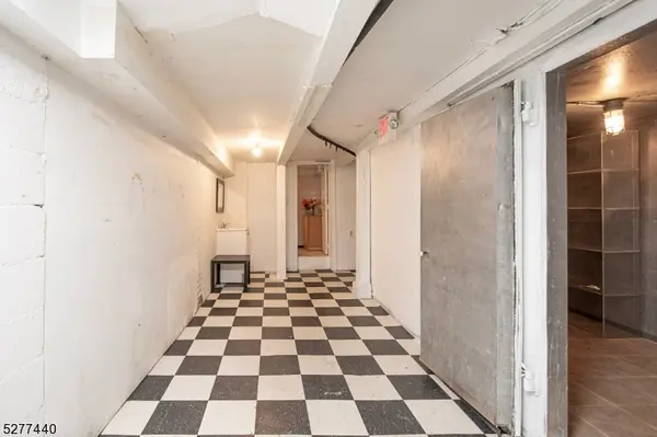 449 Hoboken Ave, Jersey City, NJ 07306