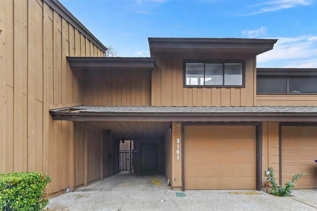 Farmers Branch, TX 75234,3161 Golden Oak