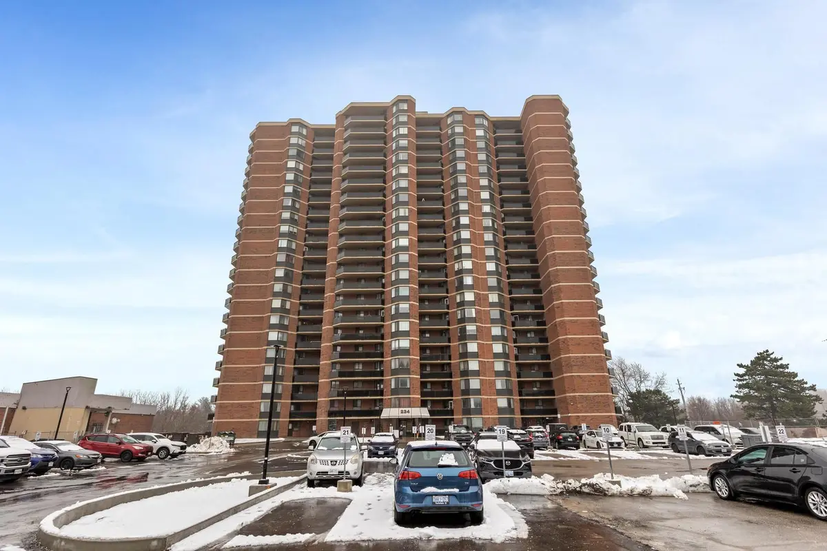 234 Albion RD #1210, Toronto W10, ON M9W 6A5