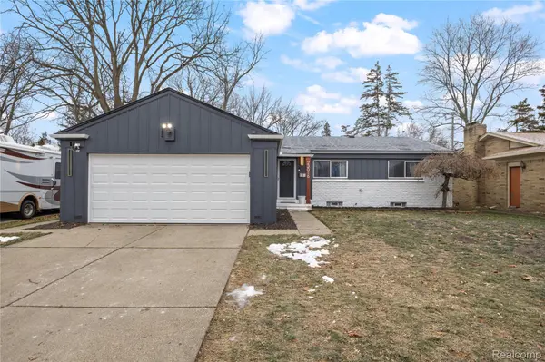 23016 Pembroke AVE, Detroit, MI 48219