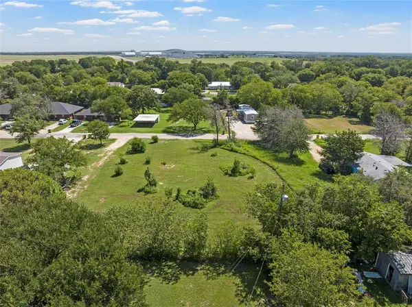 1606 Travis Street, Bellmead, TX 76705