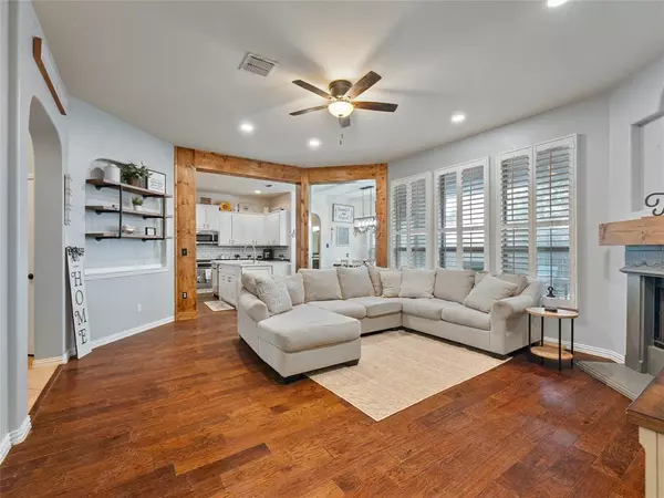 Waxahachie, TX 75165,109 Abbey Road