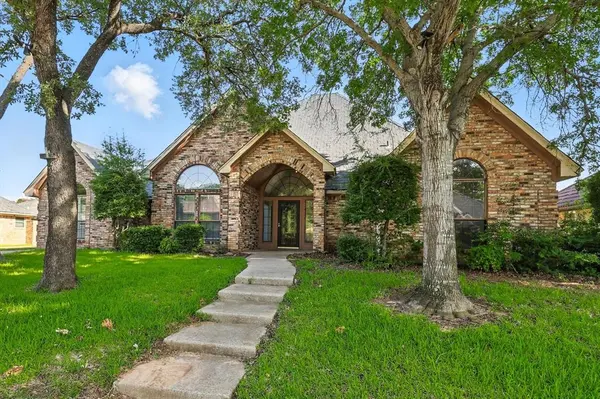 Euless, TX 76039,709 Trail Lake Drive
