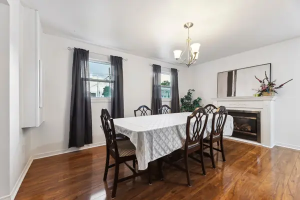 Quinte West, ON K8V 3R2,186 Dundas ST W