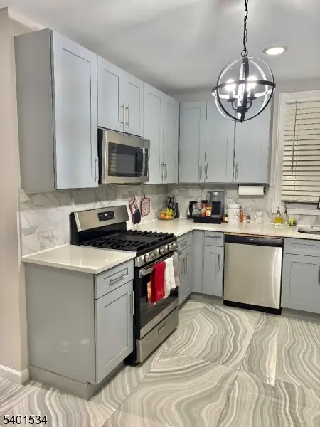 Newark City, NJ 07108,219 Peshine Ave