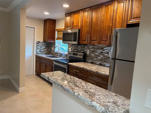 Pompano Beach, FL 33062,1021 NE 24th Ave #9