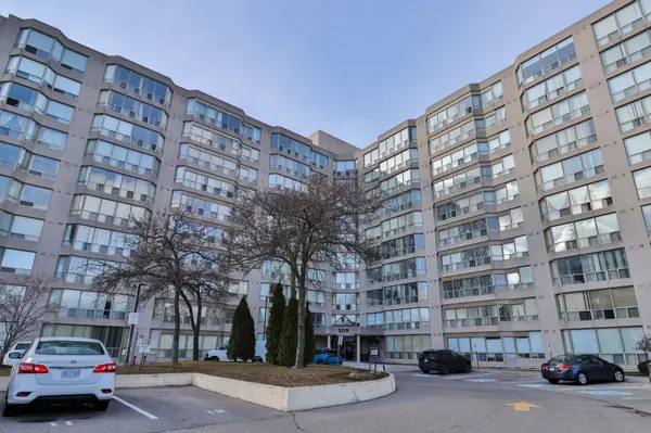 Richmond Hill, ON L4C 9V5,309 Major Mackenzie DR E #611