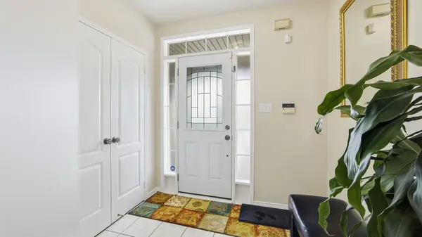 Brampton, ON L7A 1S4,59 Linderwood DR