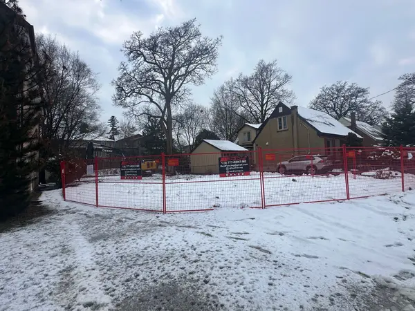 Toronto W08, ON M9B 4L4,226 Martin Grove RD