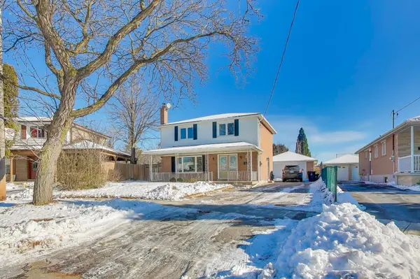 Toronto W05, ON M3N 1R1,30 Bloomington CRES