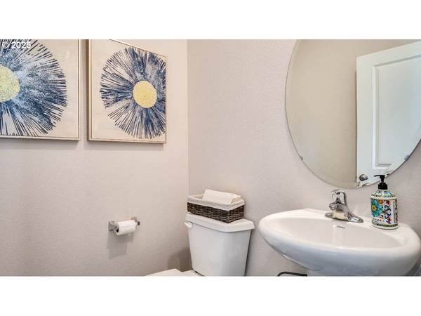 Springfield, OR 97477,2839 U ST