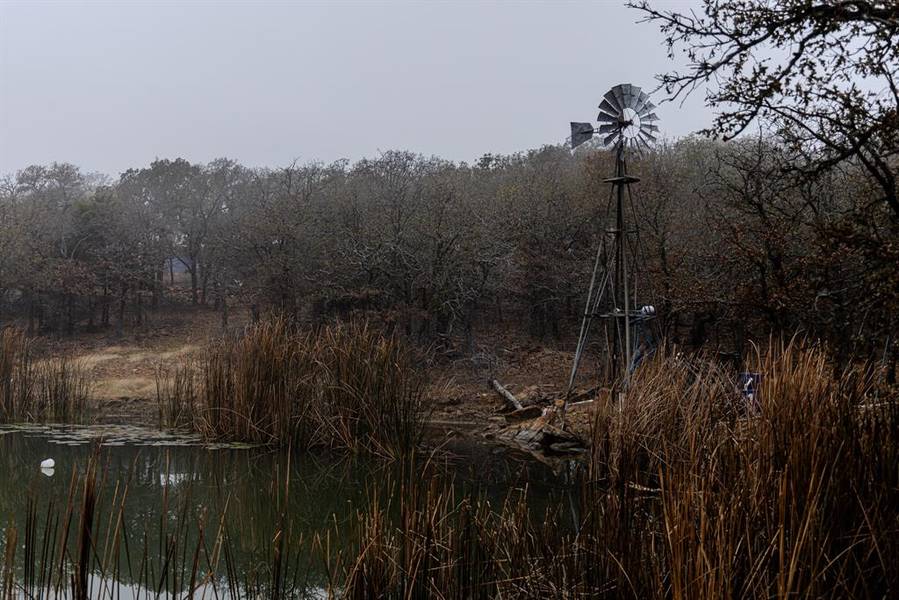 2946 FM 52, Graford, TX 76449