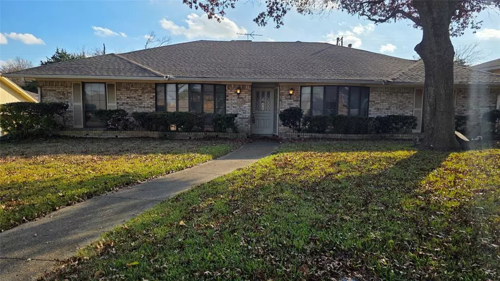 604 The Meadows Parkway, Desoto, TX 75115