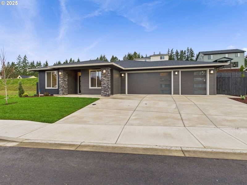 409 W 19TH ST, La Center, WA 98629