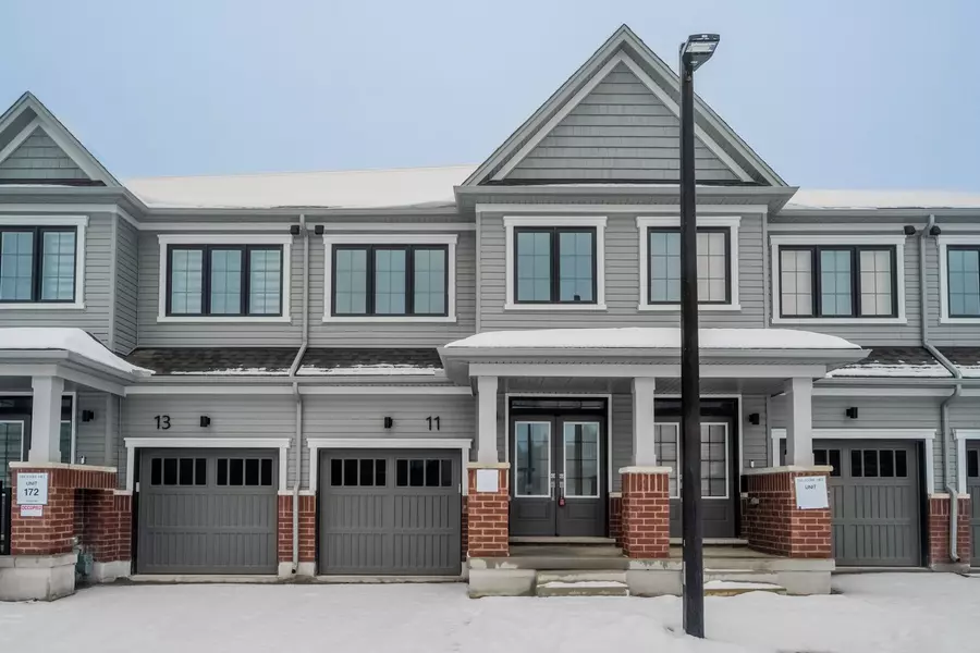 11 Radium Common, Cambridge, ON N1T 0H4