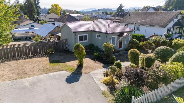 Chemainus, BC V0R 1K1,9885 WILLOW St