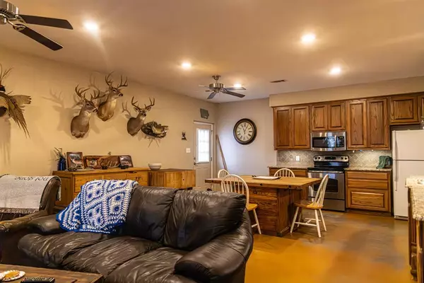 Graford, TX 76449,2946 FM 52