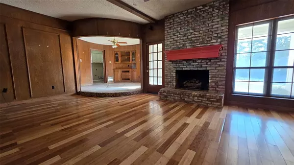 Desoto, TX 75115,604 The Meadows Parkway