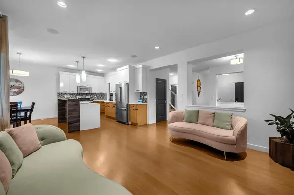 Calgary, AB T3M1M3,233 Cranarch Common SE