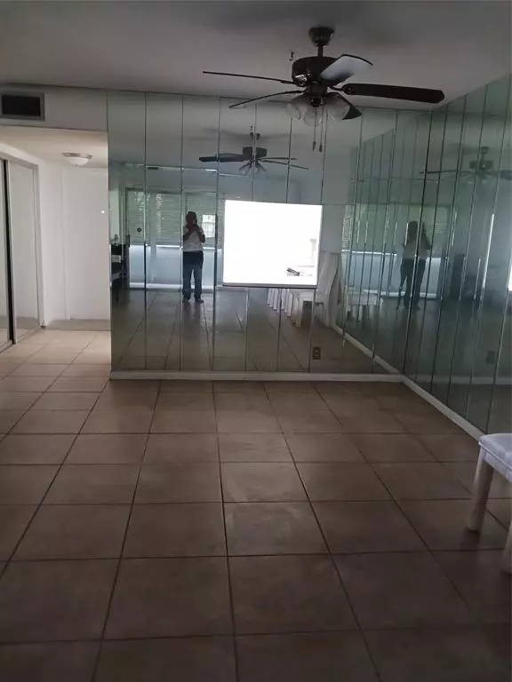 Margate, FL 33063,7605 W Atlantic Blvd #106