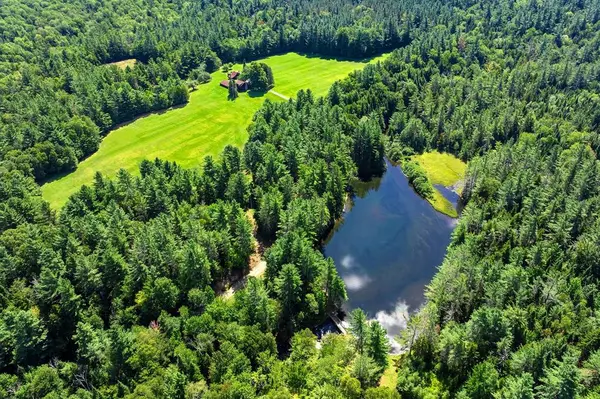 Other City - Not In The State Of Florida, NY 12913,2292 Gillespie Drive