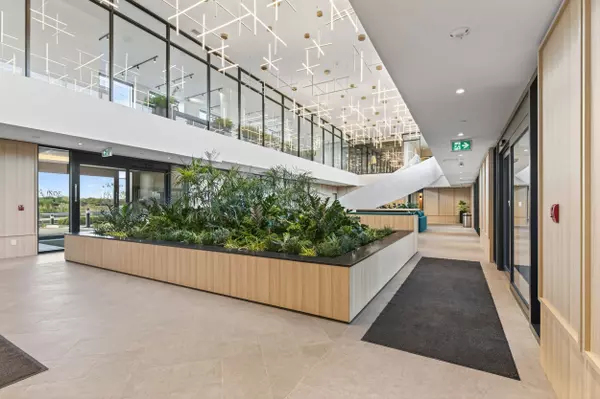 Oakville, ON L6H 8C5,3079 Trafalgar RD #407