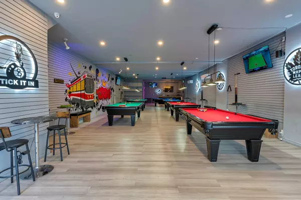 Toronto W06, ON M8V 1H4,2789 Lakeshore BLVD W