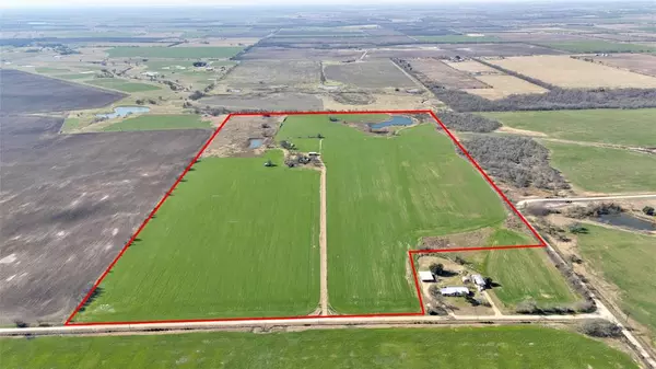 Lott, TX 76656,637 County Road 314