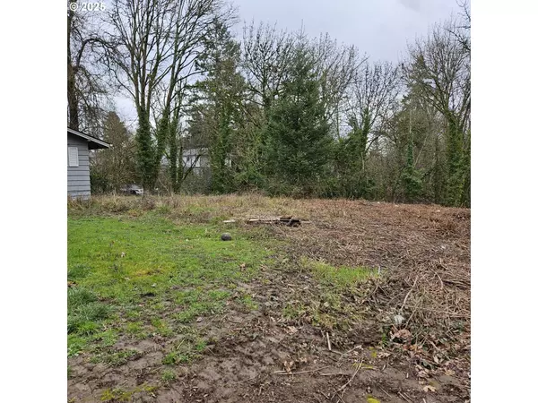 Newberg, OR 97132,3rd ST #2