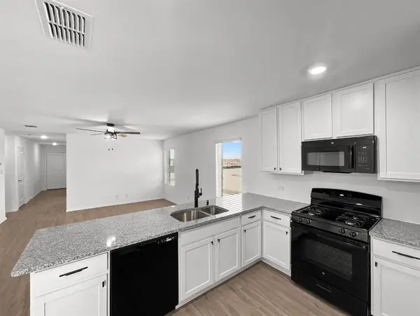 Fort Worth, TX 76052,14940 Bull Wagon Way