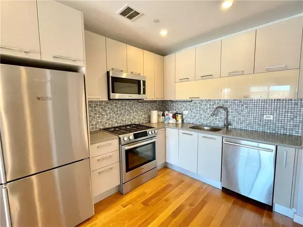 Brooklyn, NY 11214,8629 Bay Pkwy #5C