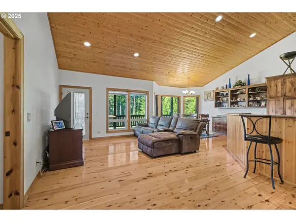 Coquille, OR 97423,58994 HAMPTON RD